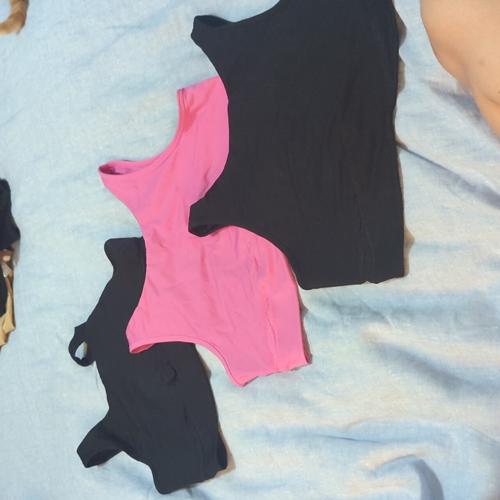 Black and Pink Lululemon Sports Bras Size 12